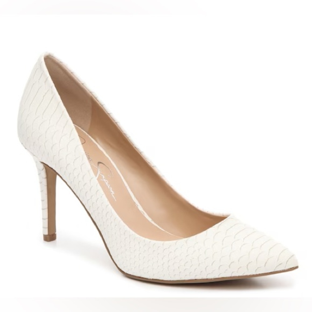 EUC Jessica Simpson Levin snake-print pumps 💕
